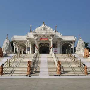 Buddhisagarsuri Jain Temple VIJAPUR