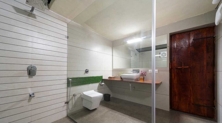 Saachi Villagio Resort Kutch Bhunga Deluxe Bath