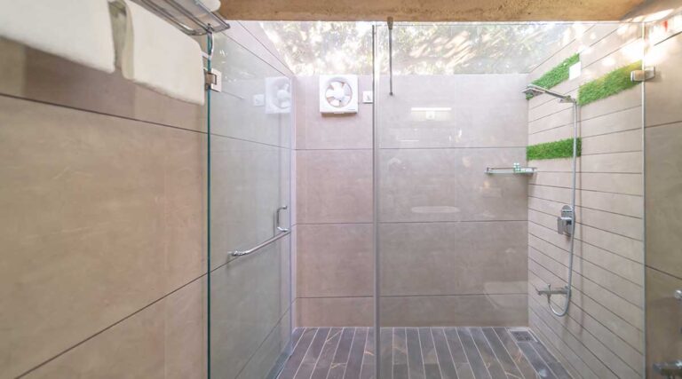 Saachi Villagio Resort Kutch Bhunga Standard Bath