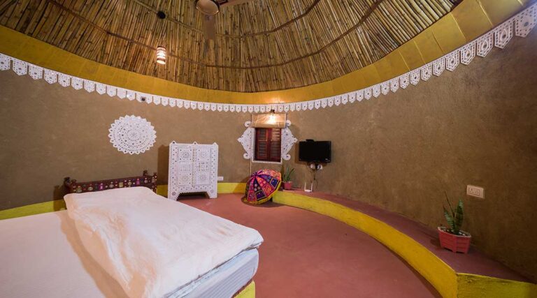 Saachi Villagio Resort Kutch Bhunga Standard Bedroom