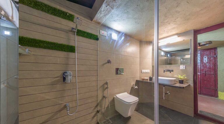 Saachi Villagio Resort Kutch Bhunga Standard Bath