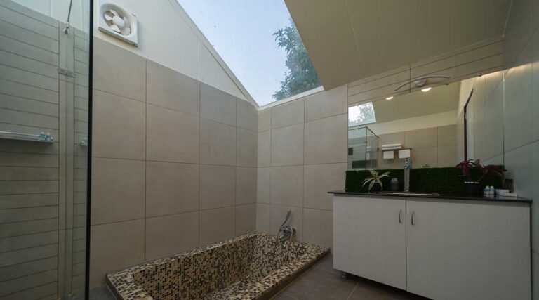 Saachi Villagio Resort Mundra Eco Friendly Bath