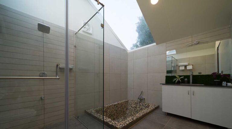 Saachi Villagio Resort Mundra Eco Friendly Bath Opento Sky