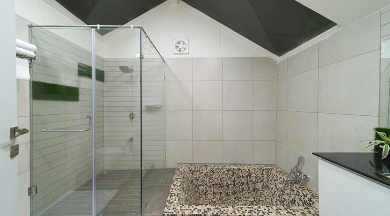 Saachi Villagio Resort Mundra Eco Friendly Bathtub