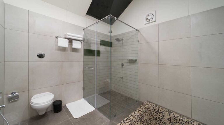 Saachi Villagio Resort Mundra Eco Friendly Bath