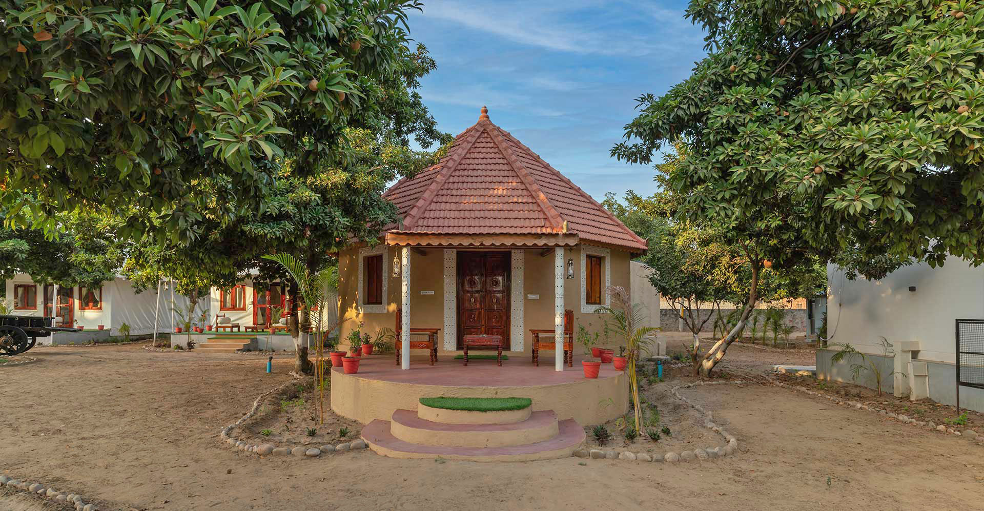 Kutch Bhunga Deluxe Day View