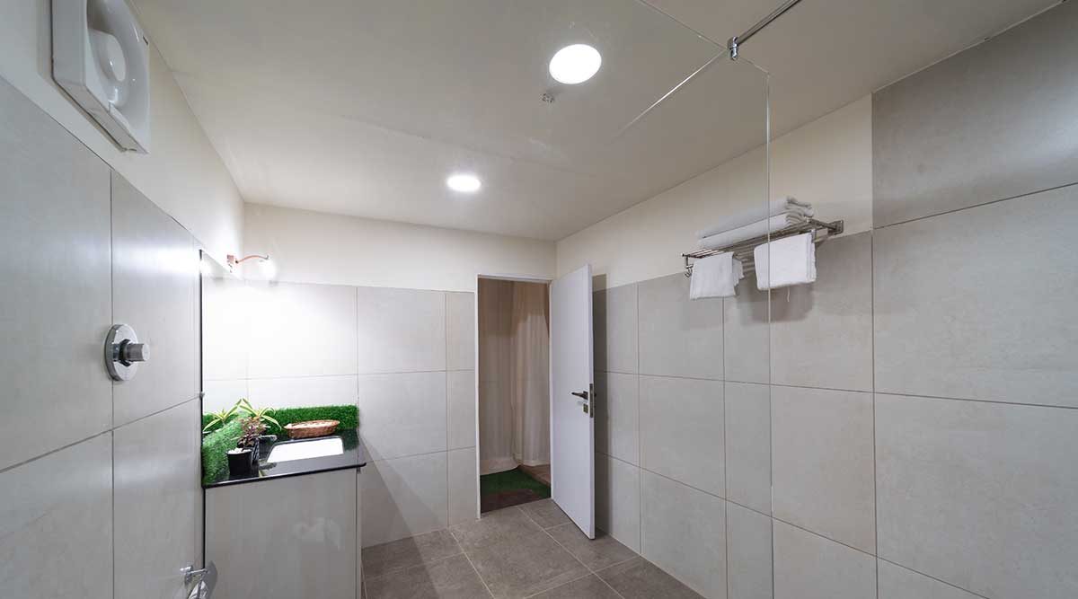 Saachi Villagio Resort Jaisalmer Tent Bath