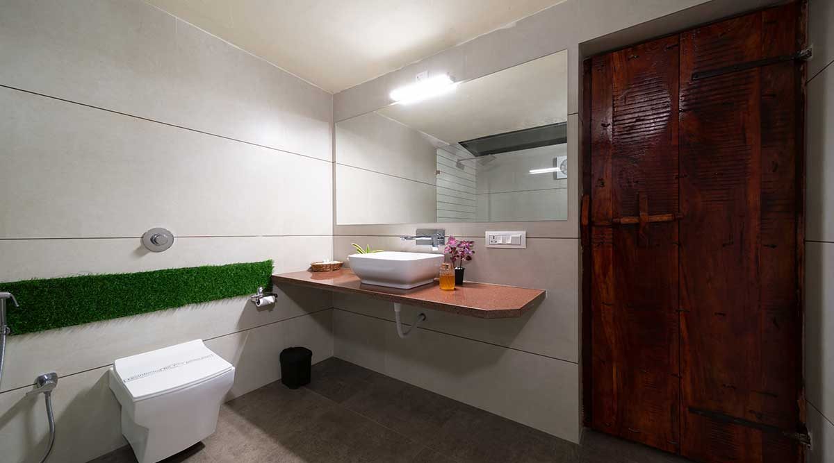 Saachi Villagio Resort Kutch Bhunga Deluxe Bath