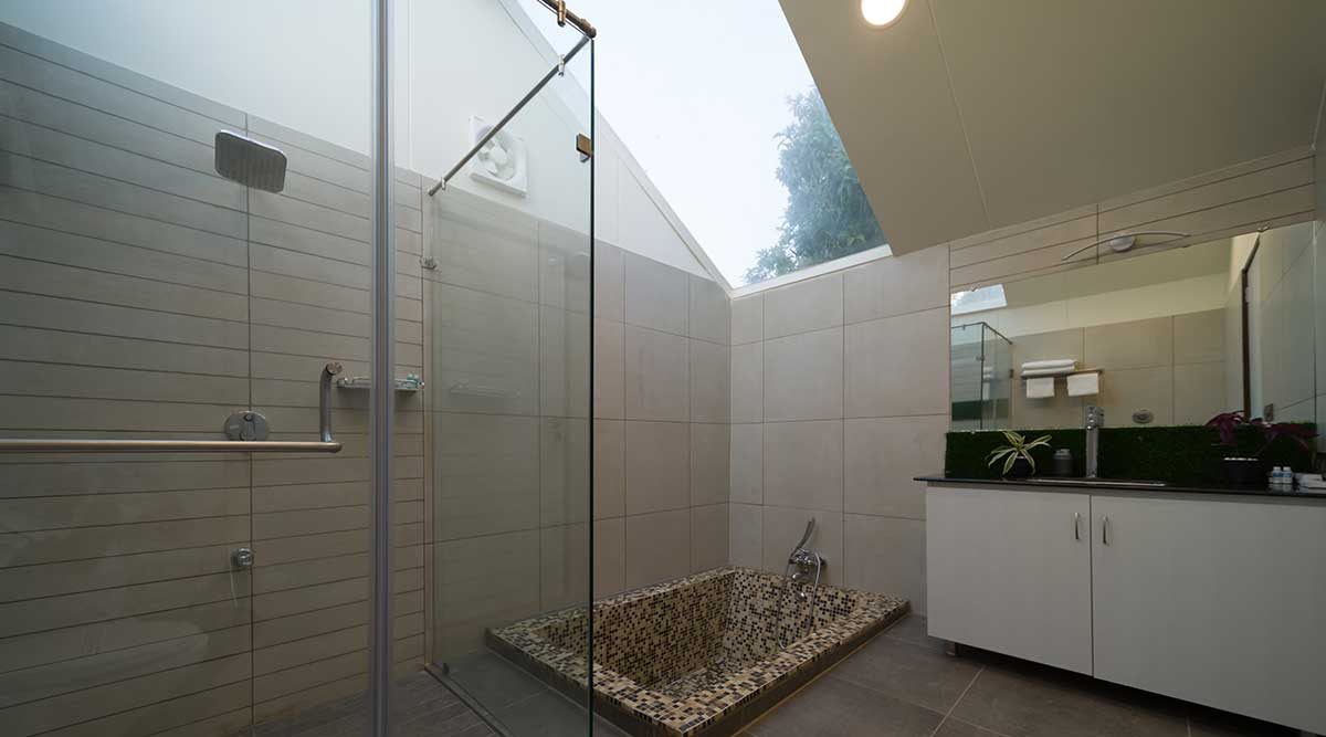 Saachi Villagio Resort Mundra Eco Friendly Bath Opento Sky